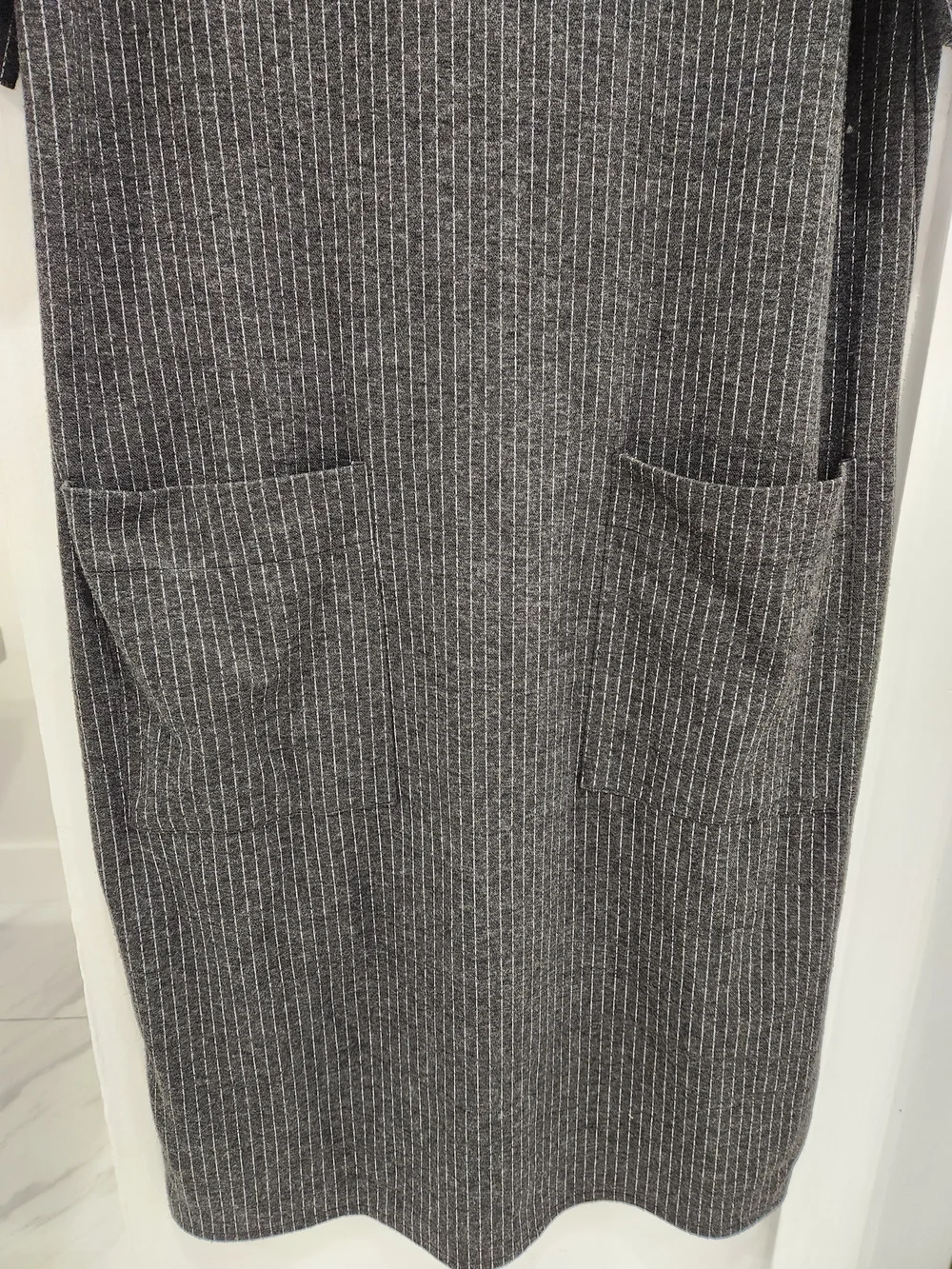 Zara Charcoal Rib-Knit Midi Dress with Front Pockets - Picture 3 of 9